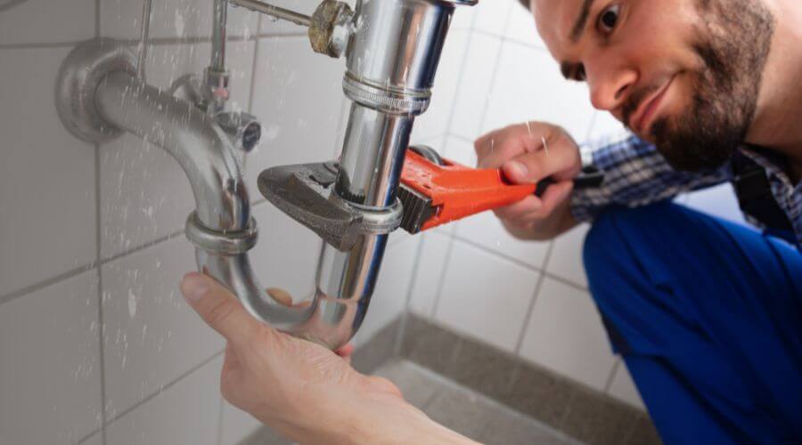 Emergency toilet repair in Schurz, NV